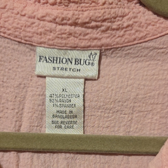Fashion Bug Pink Sleeveless Button-Down Shirt - Picture 2 of 5